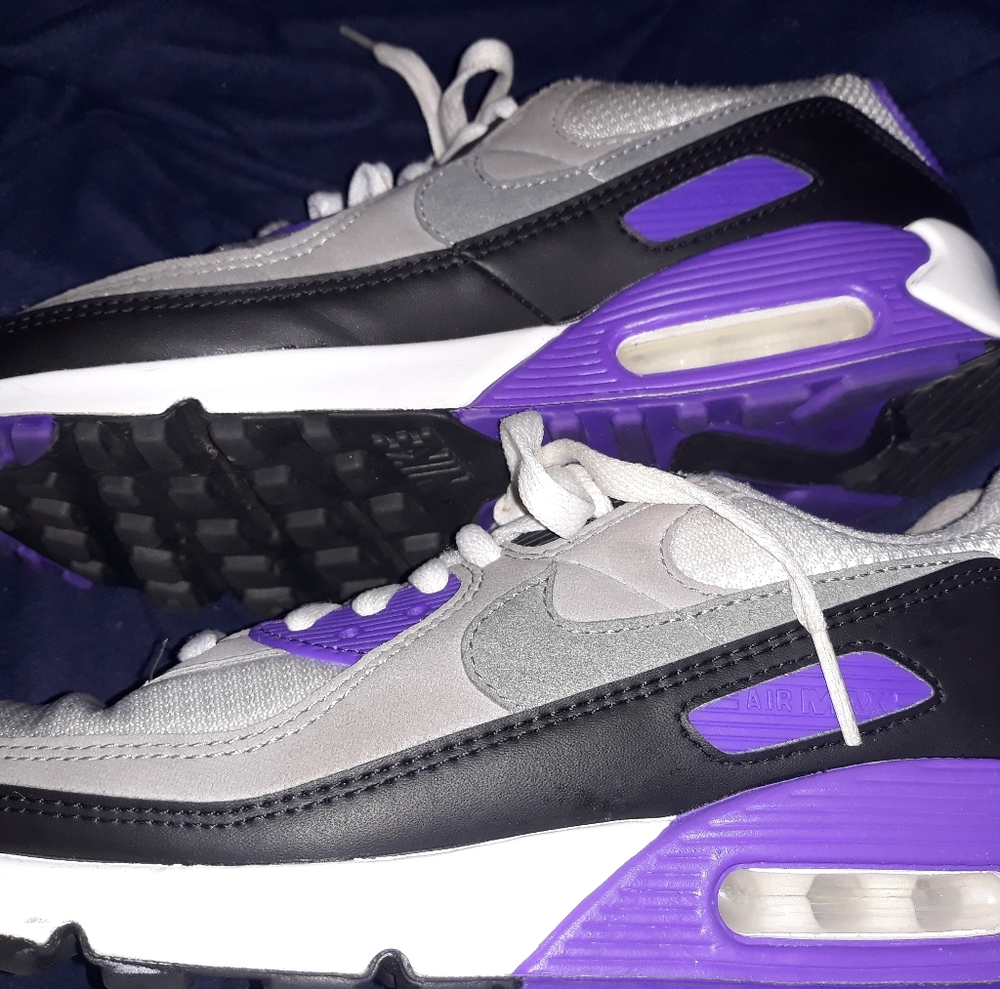 Purple, grey, black, & white sz 8 womens Air Max